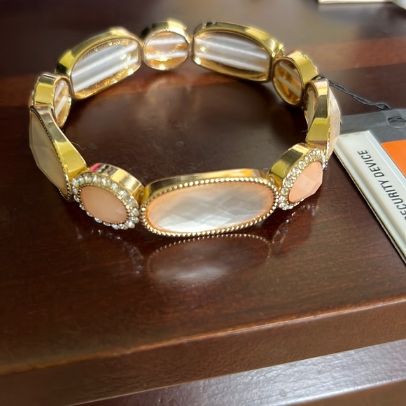 blingy stretch bracelet - Picture 2 of 3